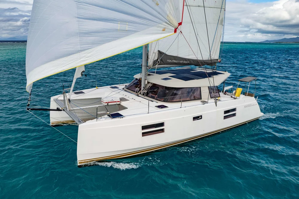 BoatPhoto.coverAlt