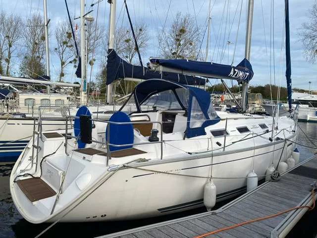 BoatPhoto.coverAlt