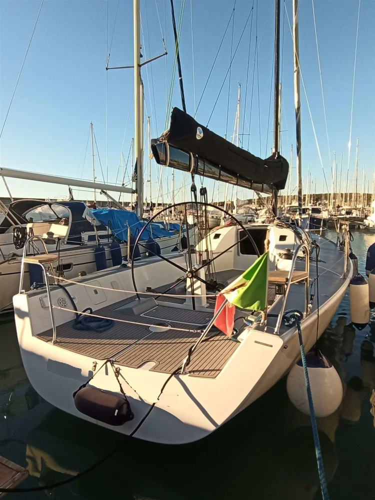 BoatPhoto.coverAlt