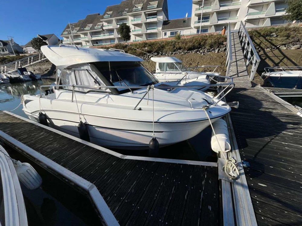BoatPhoto.coverAlt