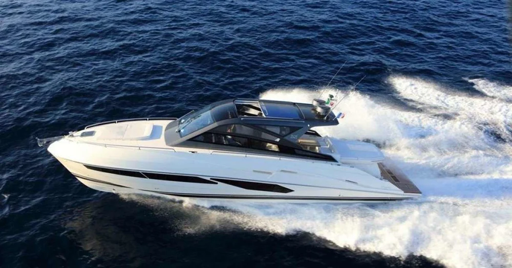 BoatPhoto.coverAlt