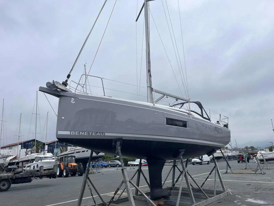 BoatPhoto.coverAlt