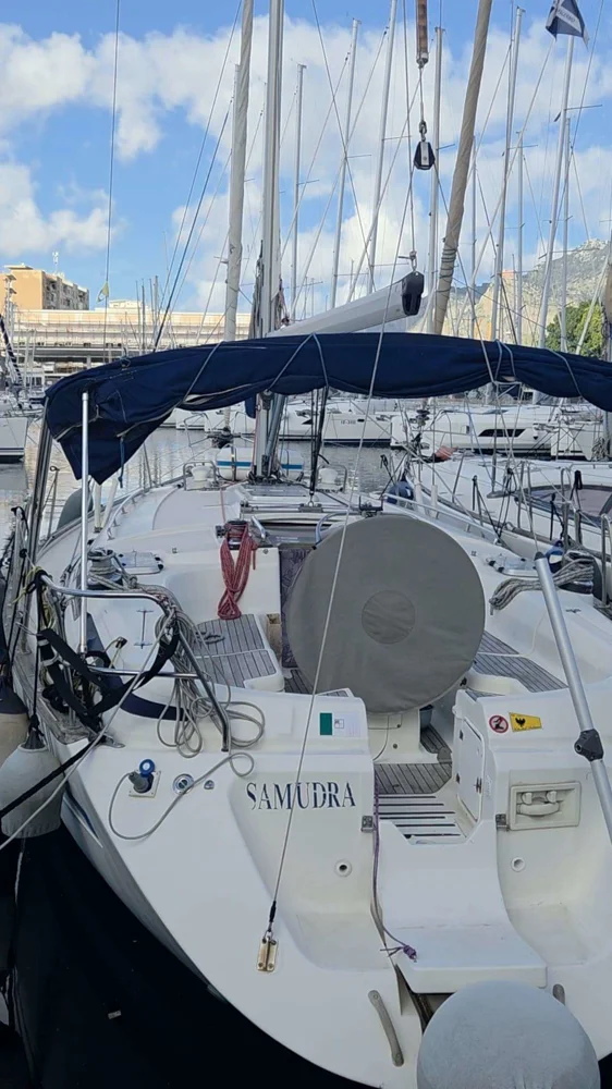BoatPhoto.coverAlt