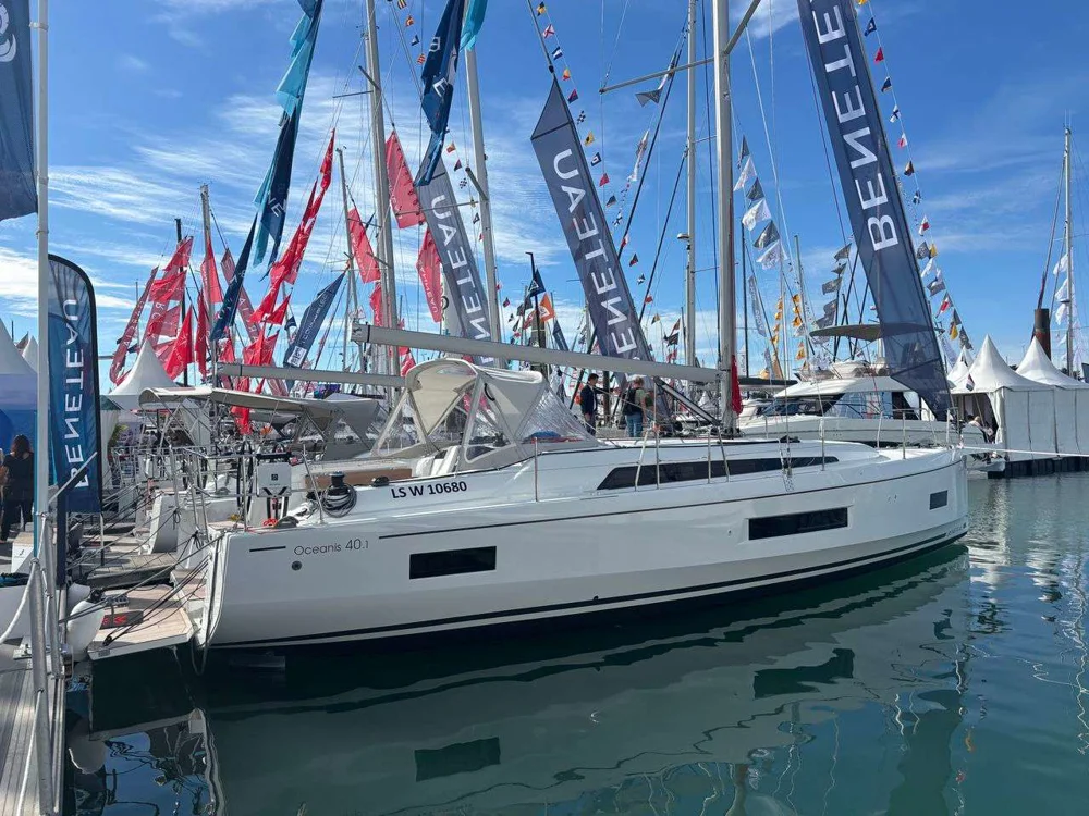 BoatPhoto.coverAlt