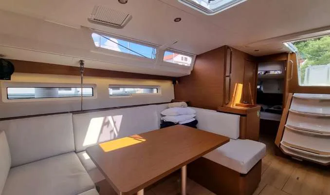 BoatPhoto.coverAlt