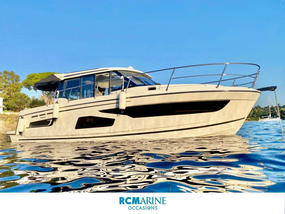 BoatPhoto.coverAlt