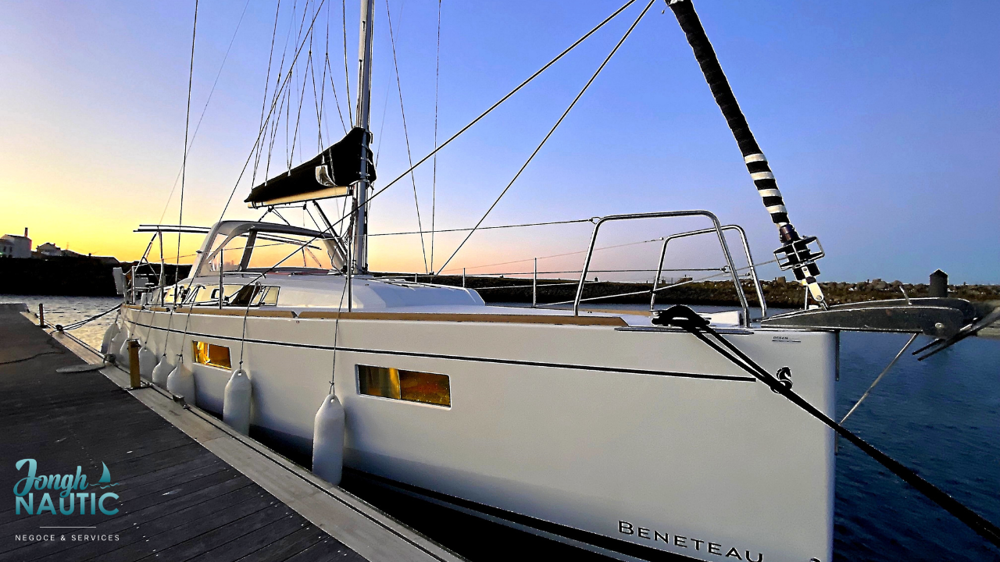 BoatPhoto.coverAlt