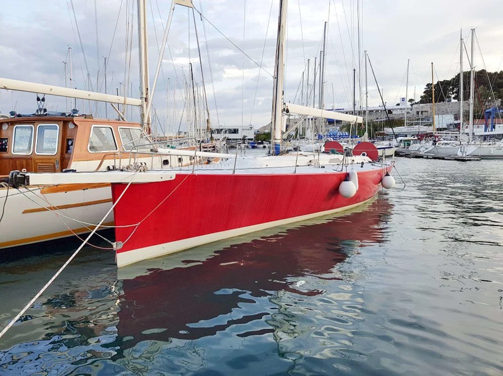 BoatPhoto.coverAlt