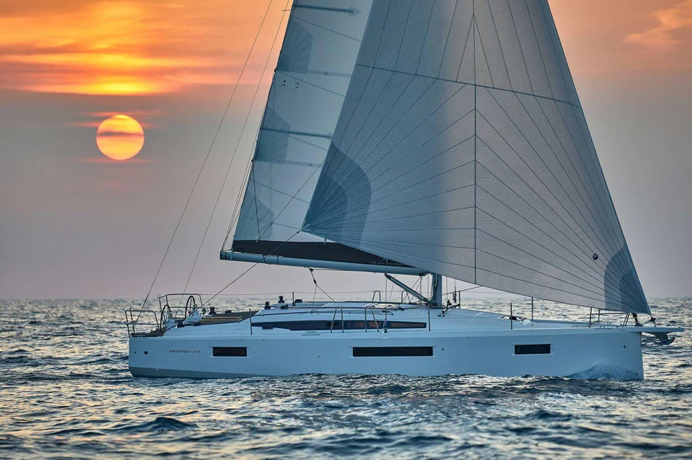 BoatPhoto.coverAlt
