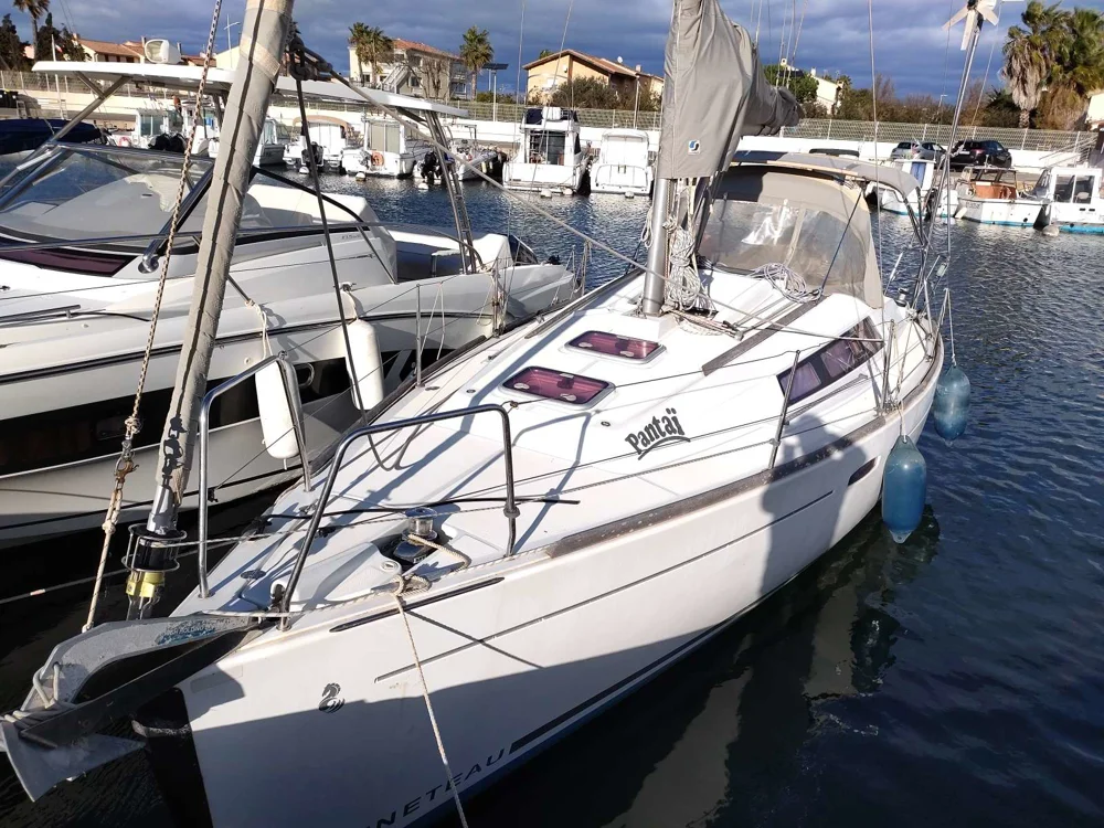 BoatPhoto.coverAlt