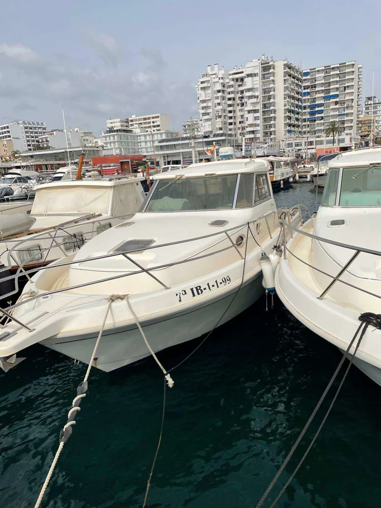 BoatPhoto.coverAlt