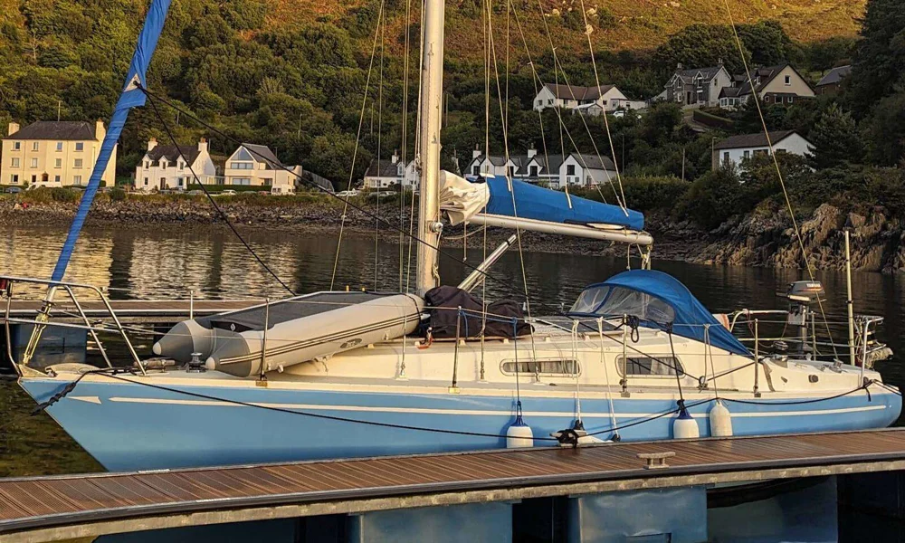 BoatPhoto.coverAlt