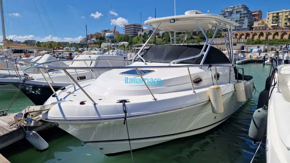 BoatPhoto.coverAlt