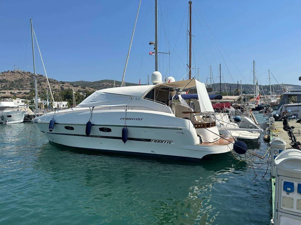BoatPhoto.coverAlt