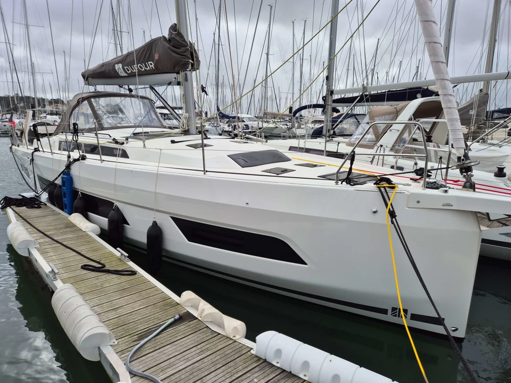 BoatPhoto.coverAlt