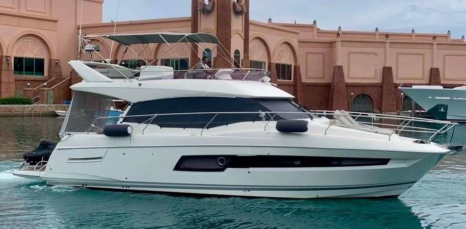 BoatPhoto.coverAlt
