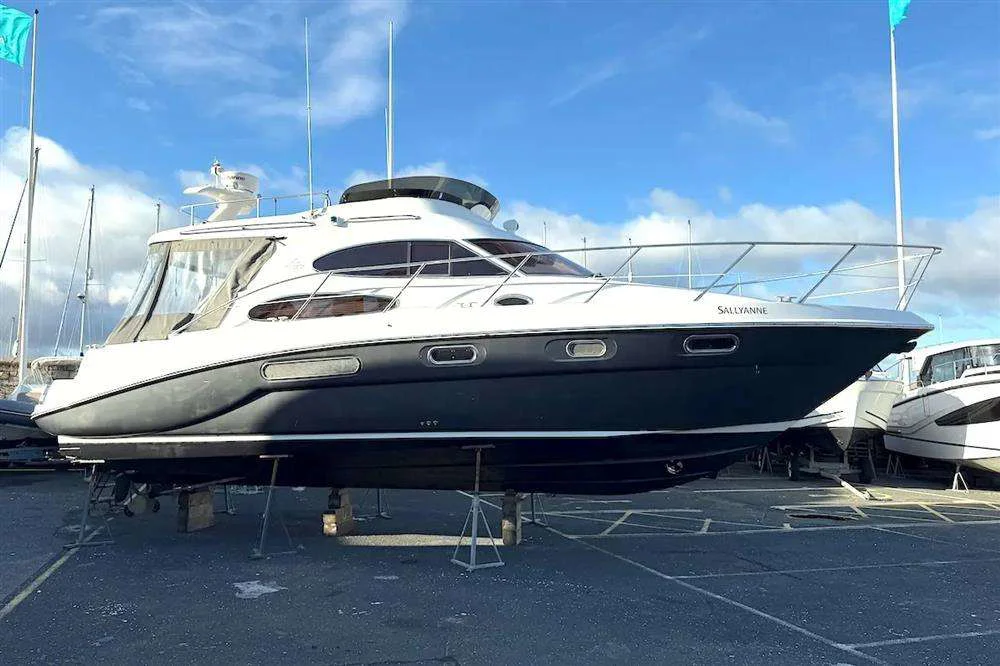 2002 SEALINE SEALINE F37 for sale in Dublin, Ireland, photo 1 of 4