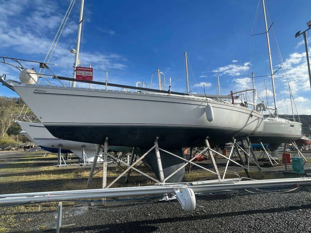 BoatPhoto.coverAlt
