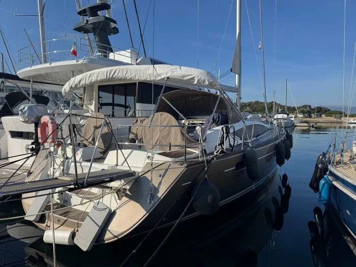 BoatPhoto.coverAlt