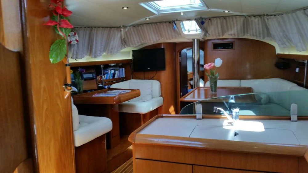 2004 Jeanneau SUN ODYSSEY 43 DS for sale in Kálymnos, Greece, photo 4 of 5