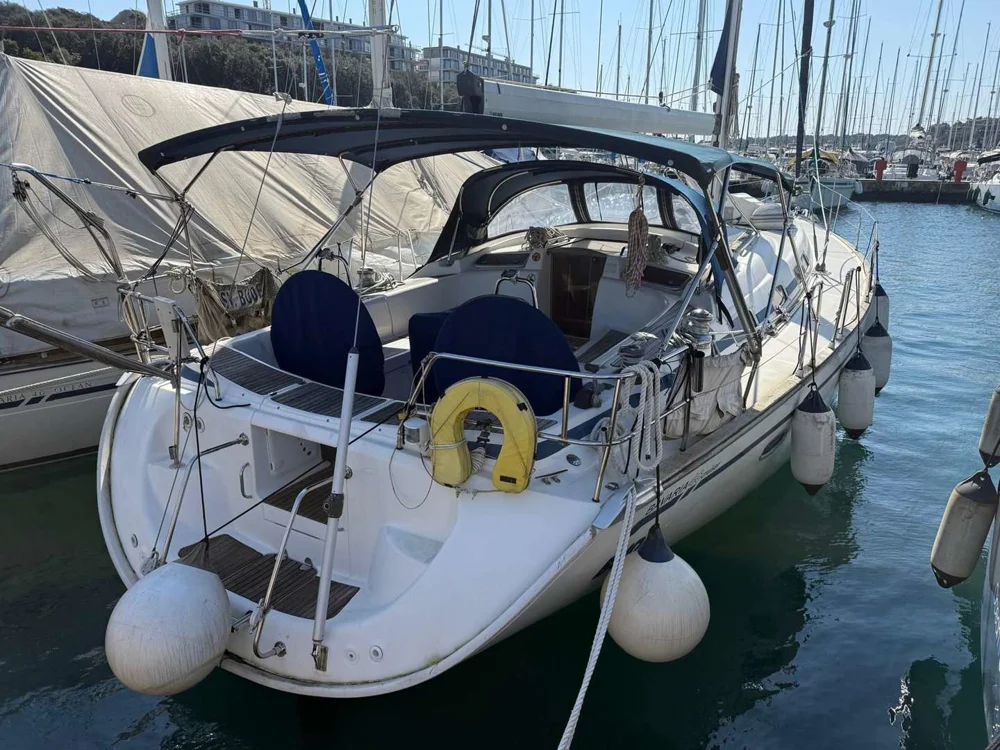 BoatPhoto.coverAlt
