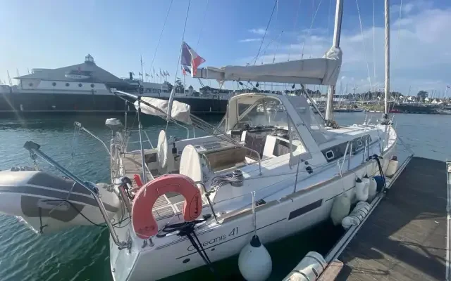 BoatPhoto.alt