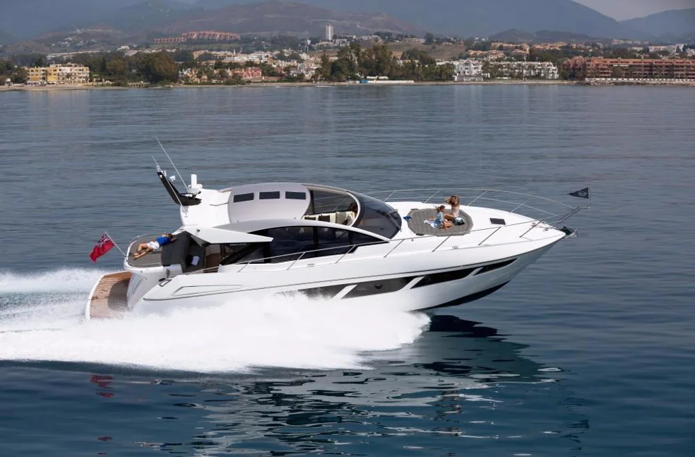 BoatPhoto.coverAlt