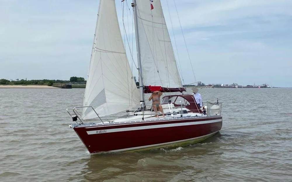 BoatPhoto.coverAlt