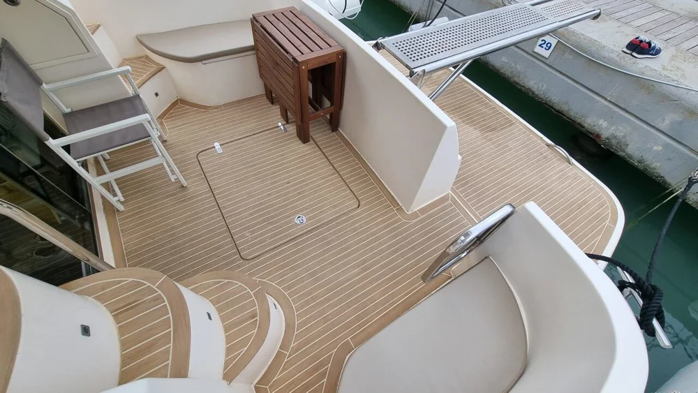 BoatPhoto.alt