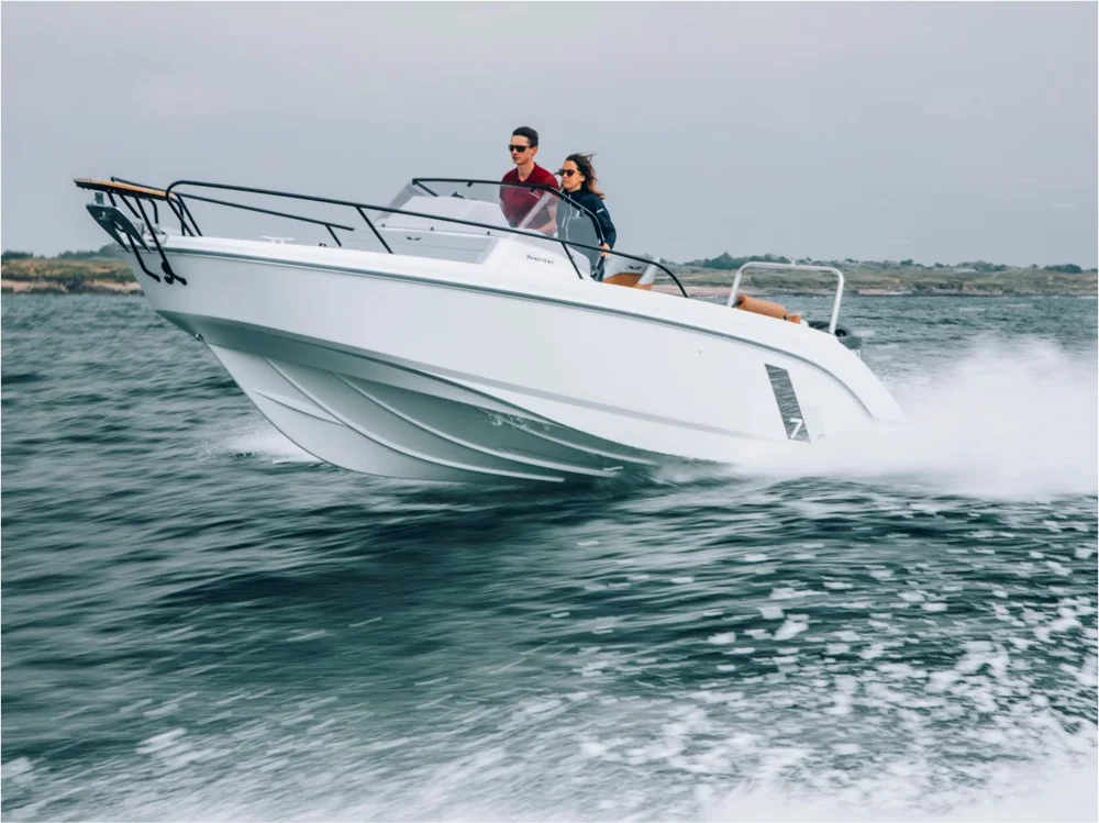 BoatPhoto.coverAlt