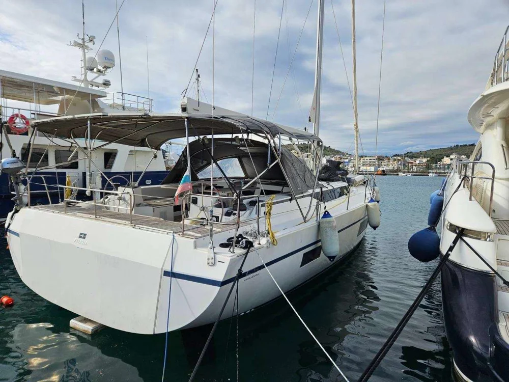 BoatPhoto.coverAlt