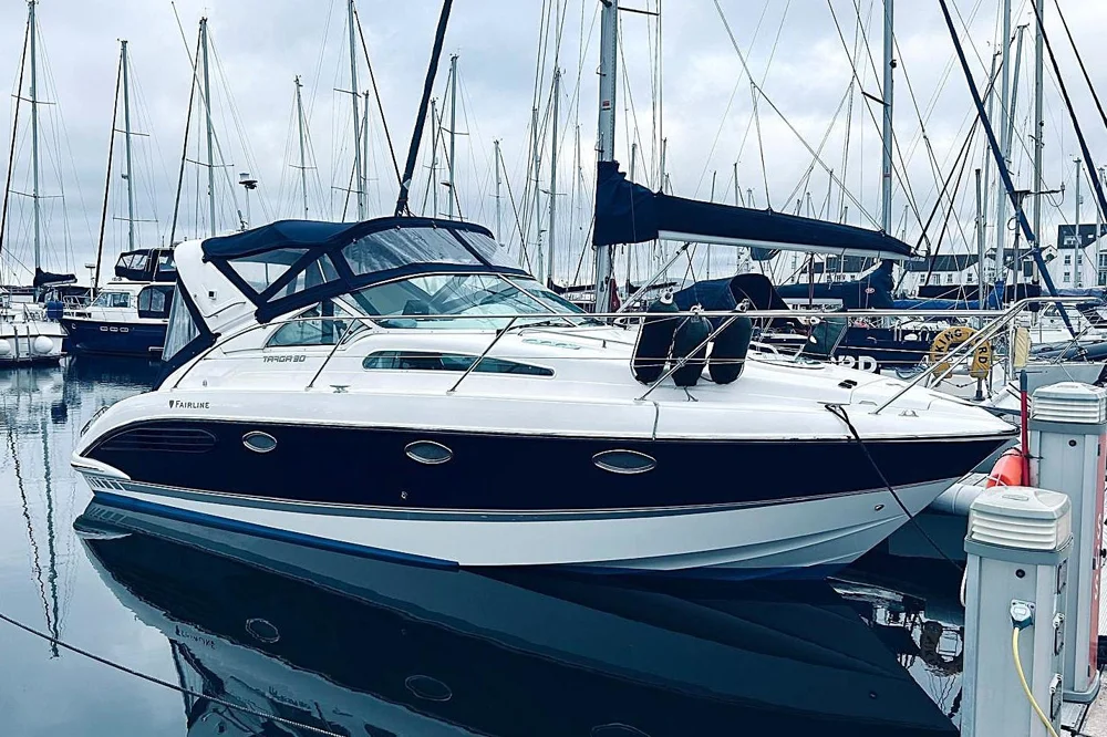 BoatPhoto.coverAlt