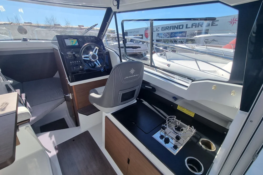 BoatPhoto.coverAlt