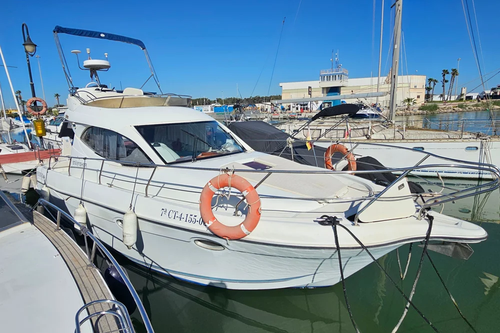 BoatPhoto.coverAlt
