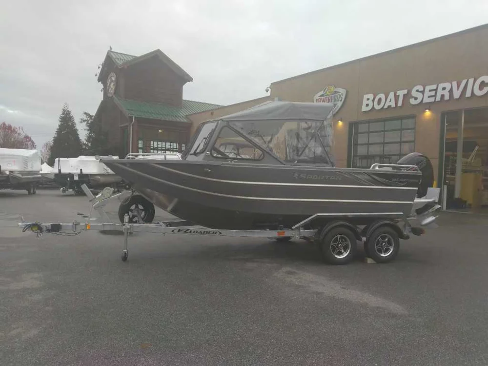 BoatPhoto.coverAlt
