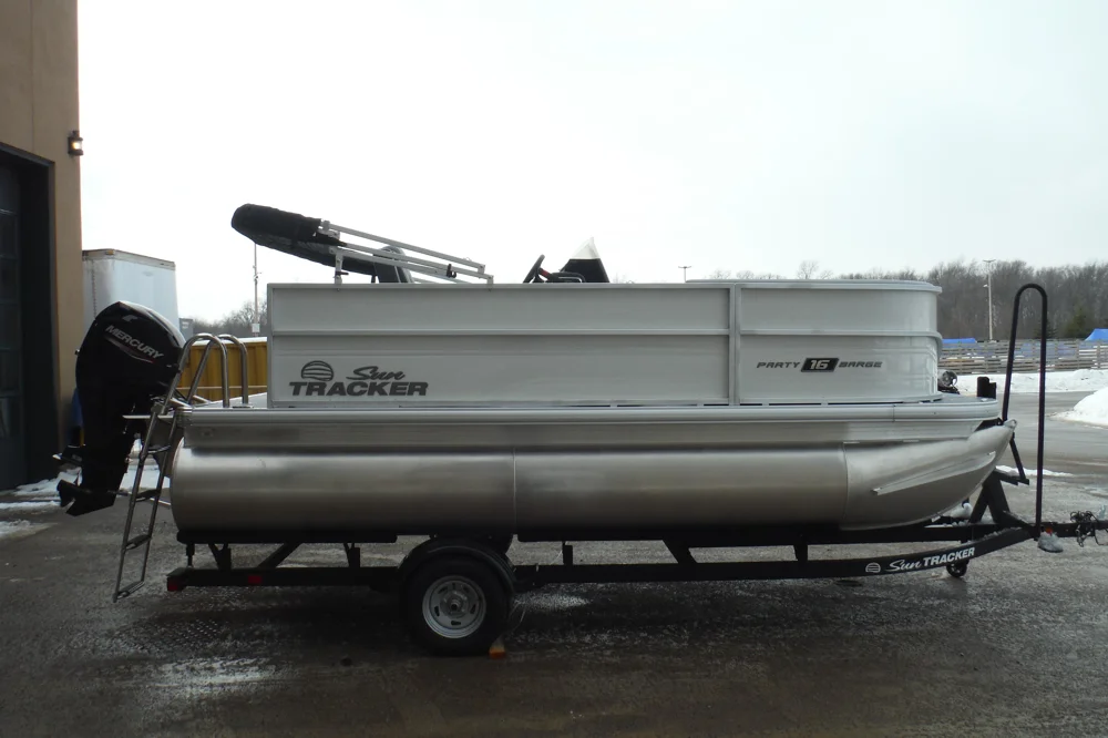 BoatPhoto.coverAlt
