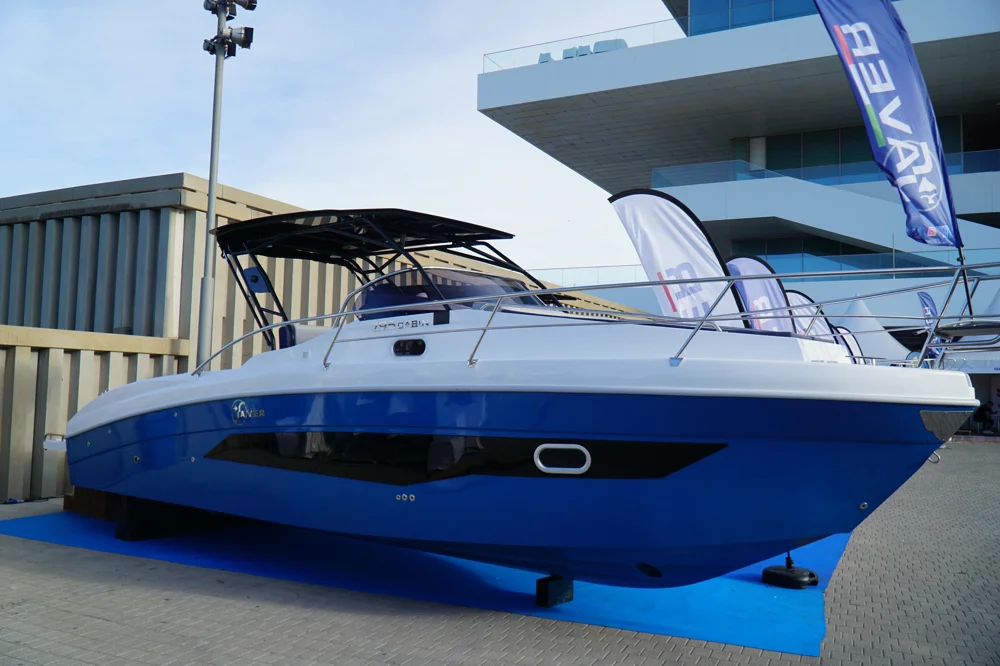 BoatPhoto.coverAlt