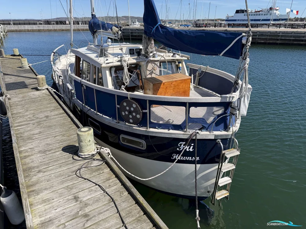 BoatPhoto.coverAlt