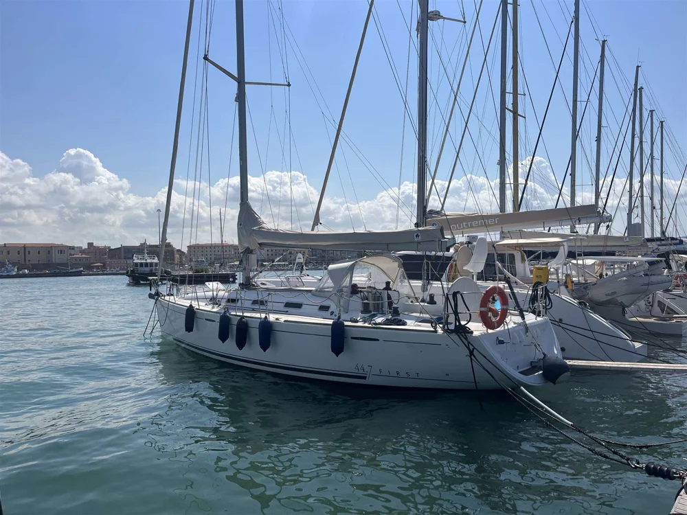 BoatPhoto.coverAlt
