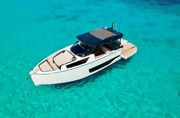 BoatPhoto.alt