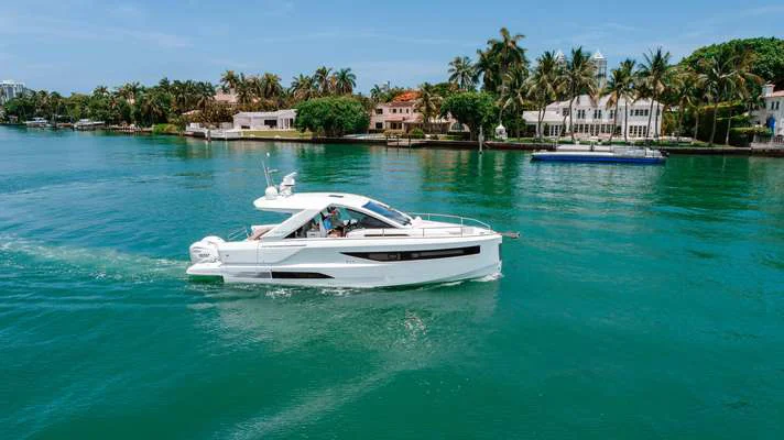 BoatPhoto.alt