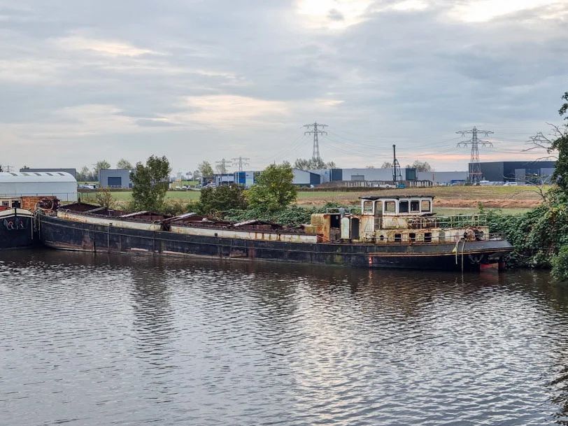 BoatPhoto.alt