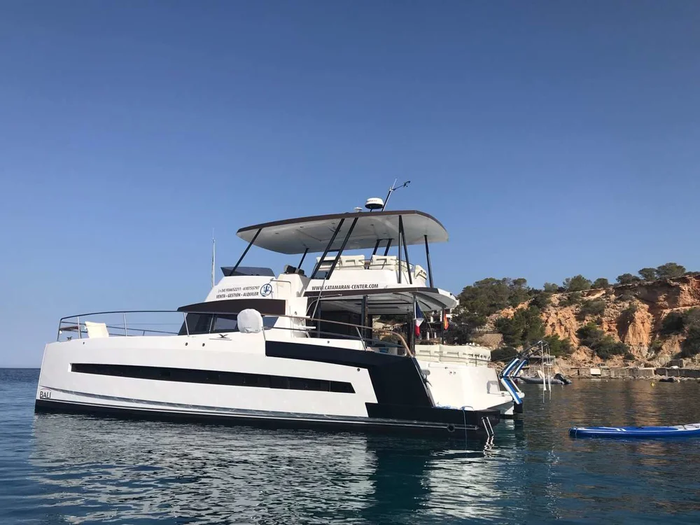 BoatPhoto.coverAlt