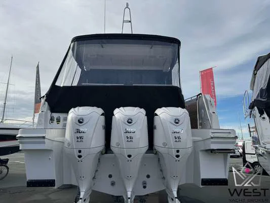 2026 Jeanneau MERRY FISHER 1295 COUPE for sale in La Rochelle, France, photo 4 of 5