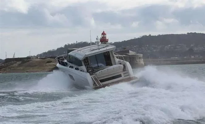 BoatPhoto.alt