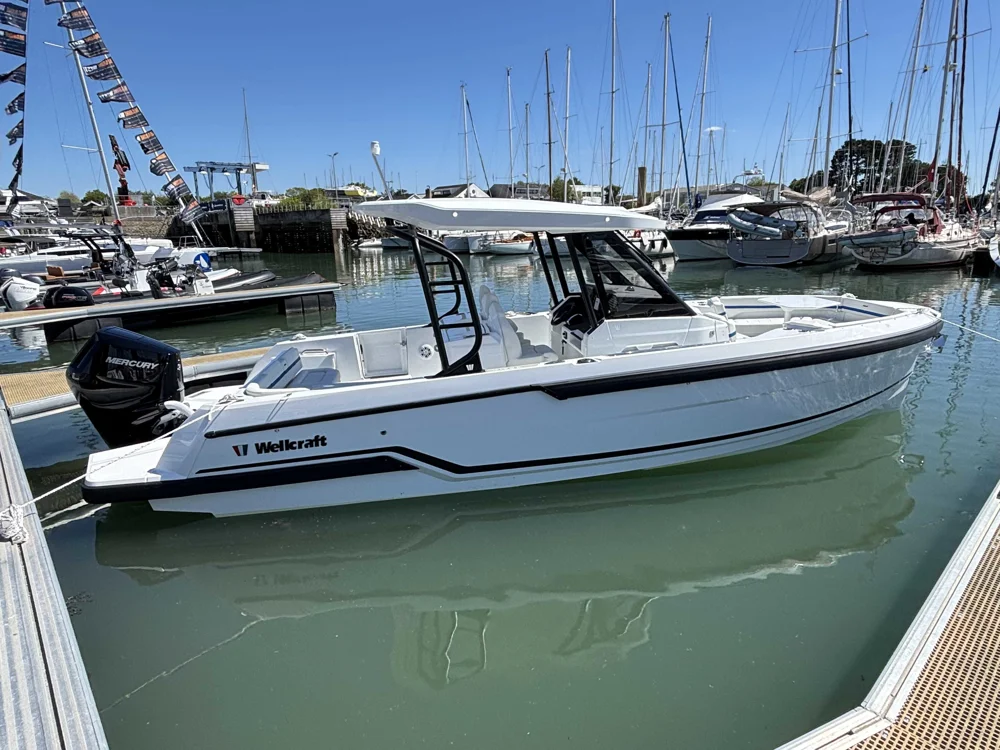 BoatPhoto.coverAlt