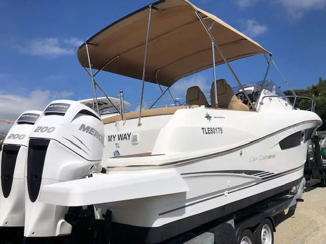 BoatPhoto.coverAlt