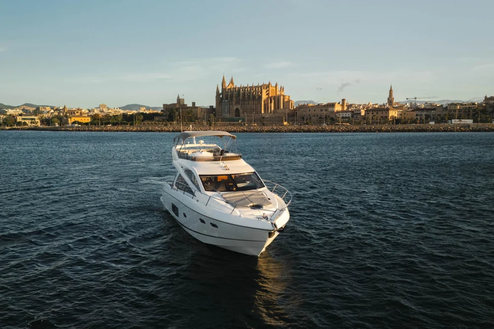 2012 SUNSEEKER Manhattan 53 for sale in Palma, Spain, photo 2 of 5