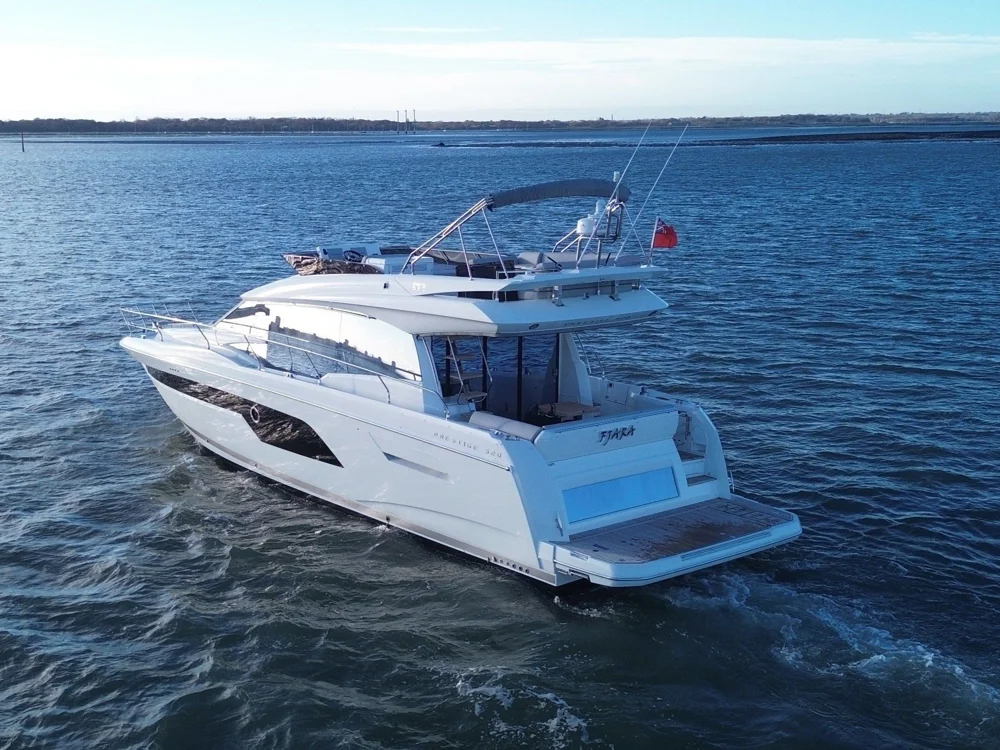 BoatPhoto.alt