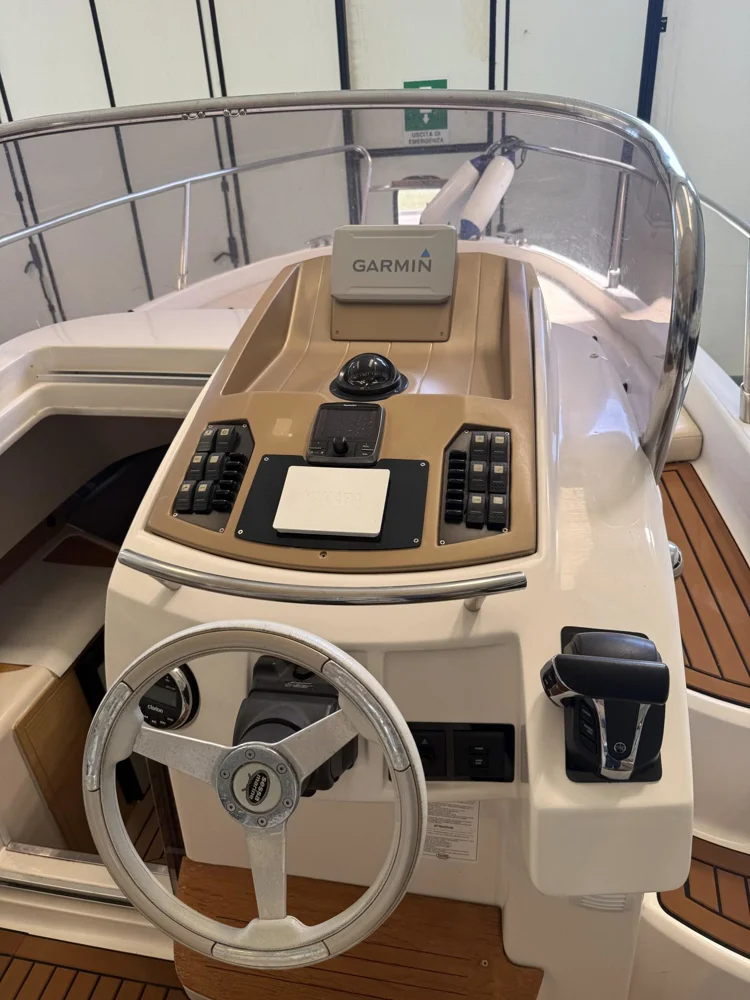 BoatPhoto.alt